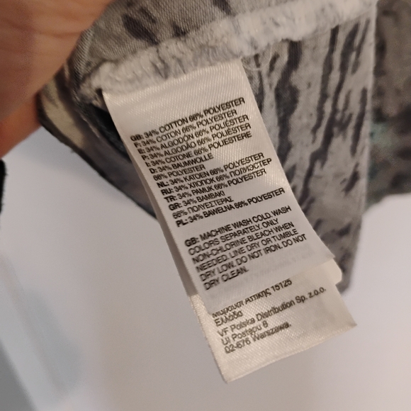 The North Face Womens Graphic Tee Shirt Sz XL - Picture 6 of 7